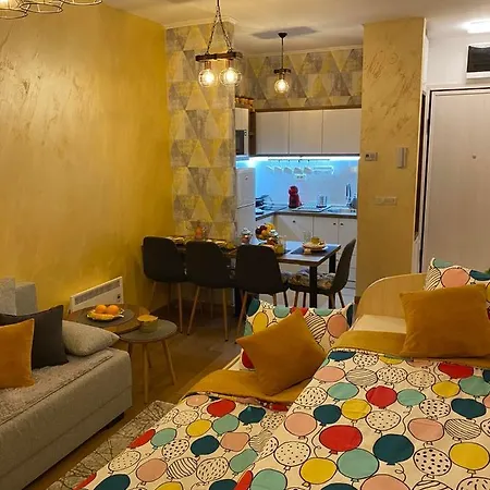Pahuljica Pekovic Apartment
